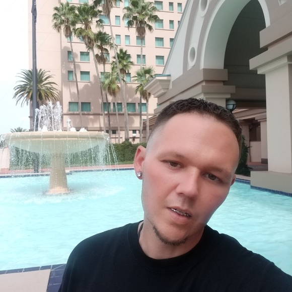 Meet your Posher, Luke - Picture 2 of 2